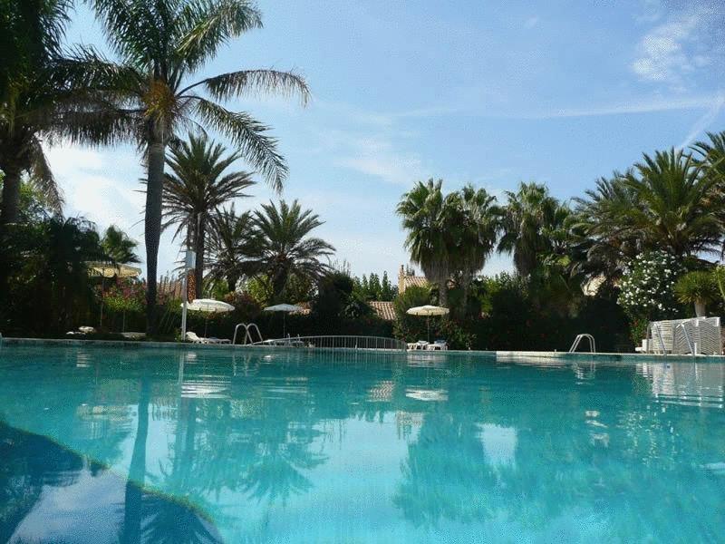 Club Pueblo Menorquin Apartment ซิวตาเดญา ภายนอก รูปภาพ